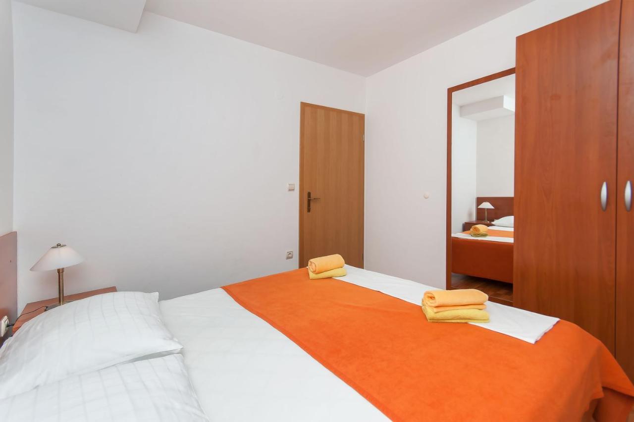 דוגי ראט Apartments Ricina מראה חיצוני תמונה