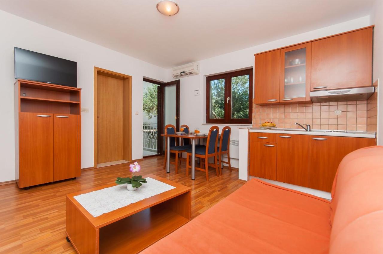 דוגי ראט Apartments Ricina מראה חיצוני תמונה